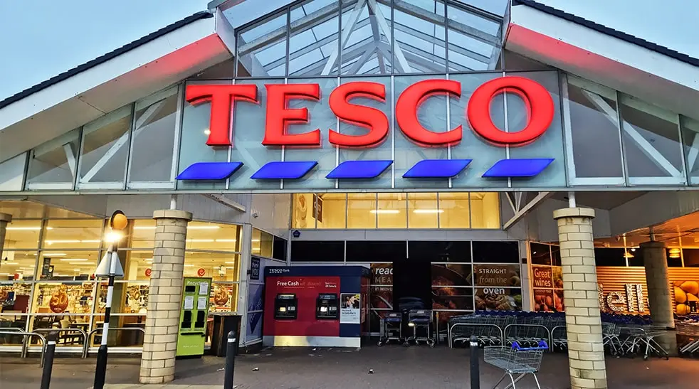 Tesco – chladiaci sklad. Chladiarenské kontajnery